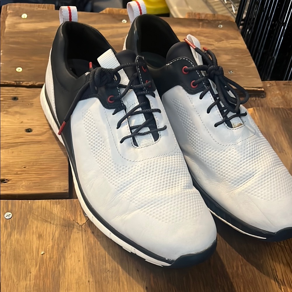 Johnston & Murphy White and Black Sneakers Modern Design Golf
